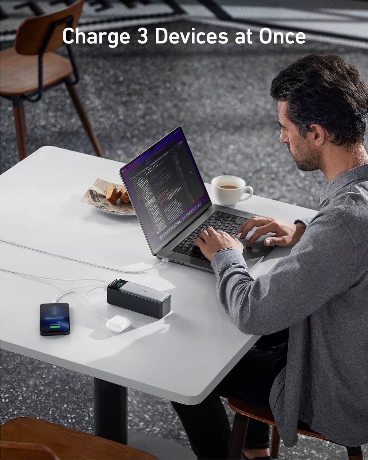 Anker 737 Power Bank (PowerCore 24K) view 5